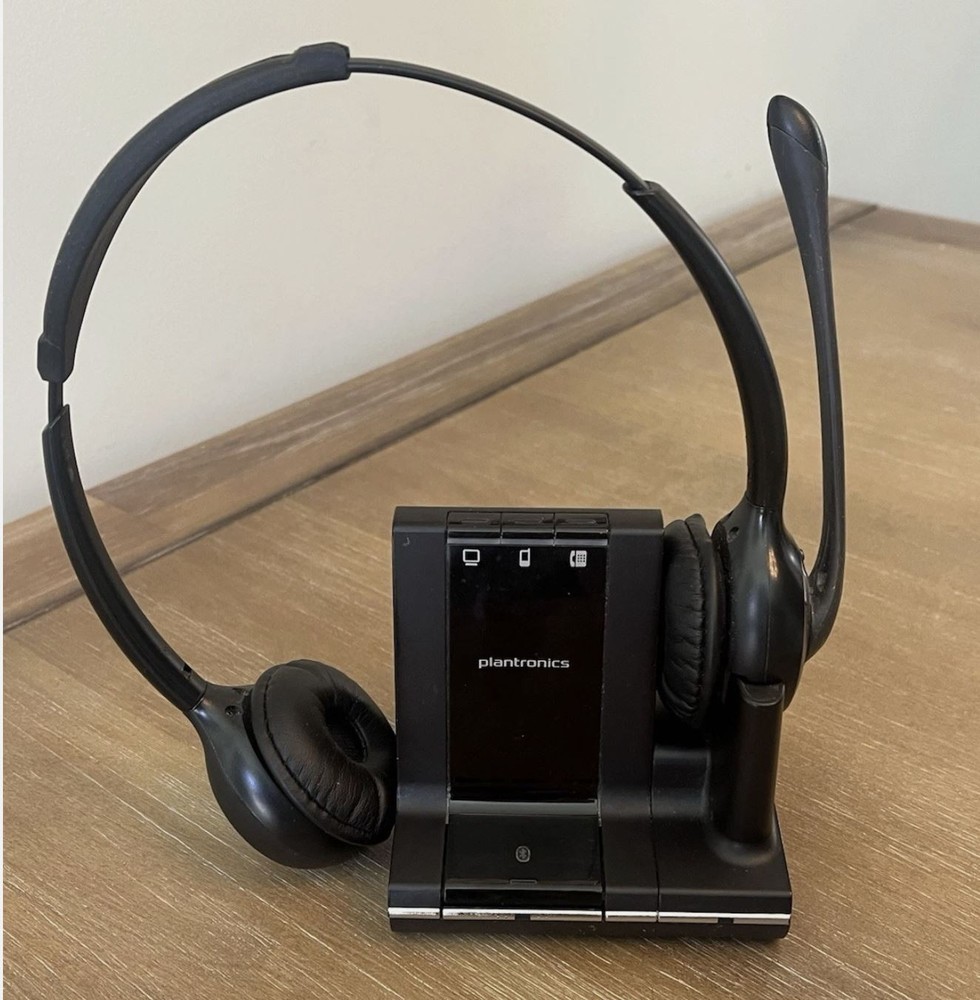 Plantronics Savi W720 Multi-Device Binaural Wireless Headset System