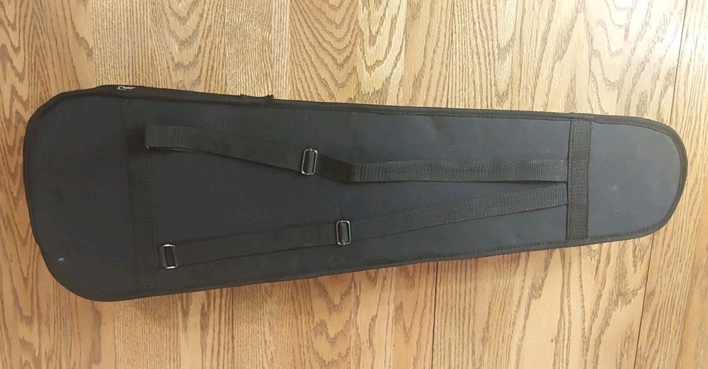 Lightweight BLACK VIOLIN CASE with Soft Silver & Gray Lining (SIZE: 4/4)