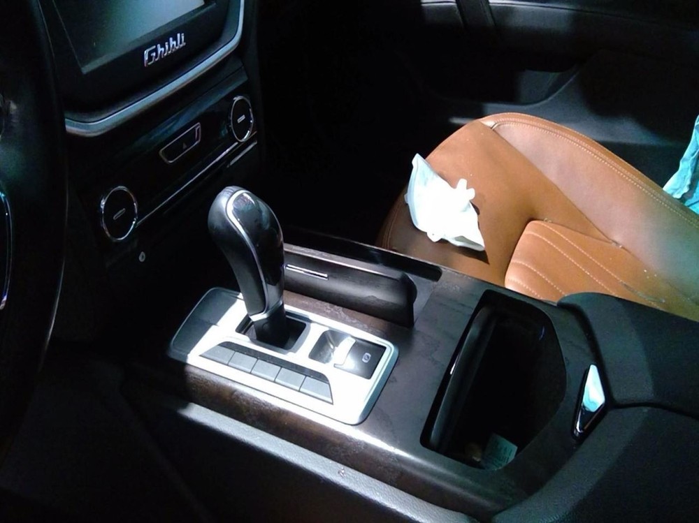 GHIBLI 2015 Transmission Shift 953081