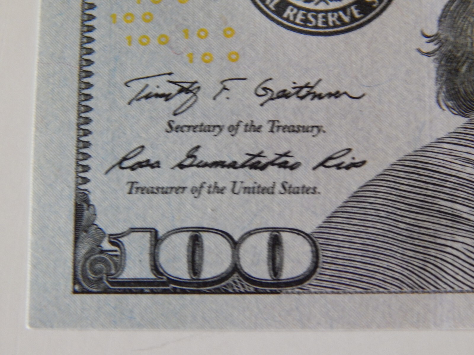 THE BRAND NEW U.S. $100 ONE HUNDRED DOLLAR BILL UNCIRCULATED ITEM #1736.