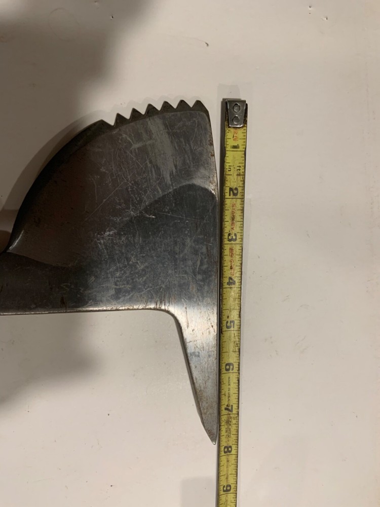 Crash Axe Survival Axe 56D6221