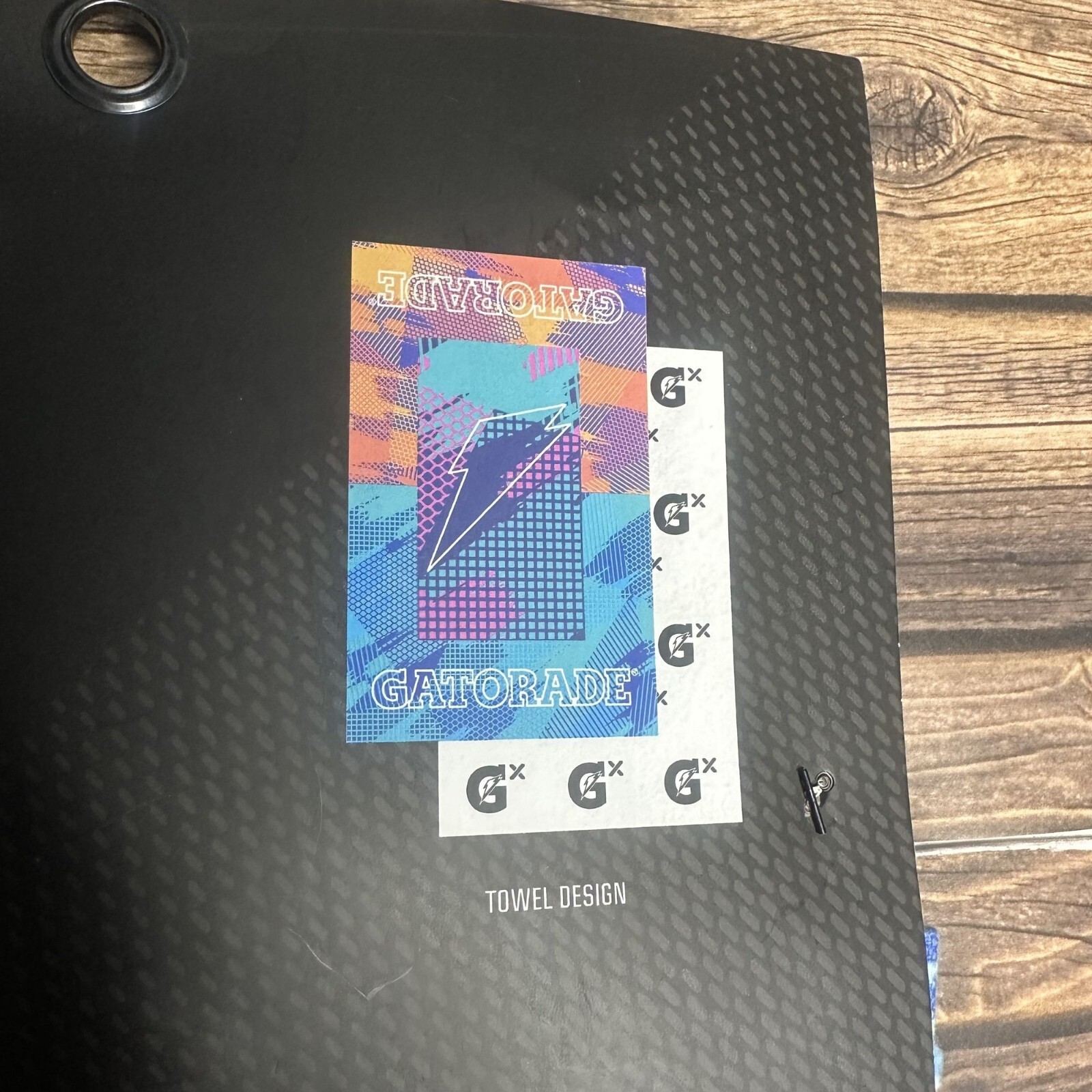 Gatorade Sports Towel Glitched Collection Size 16" x 25" NWT (Frosted Berry)