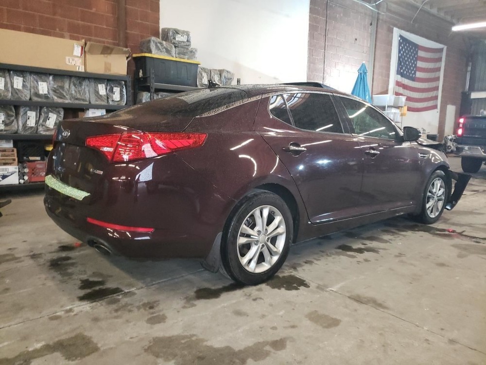 RIGHT MAROON ROCKER PANEL MOULDING OEM 2012 KIA OPTIMAKIA