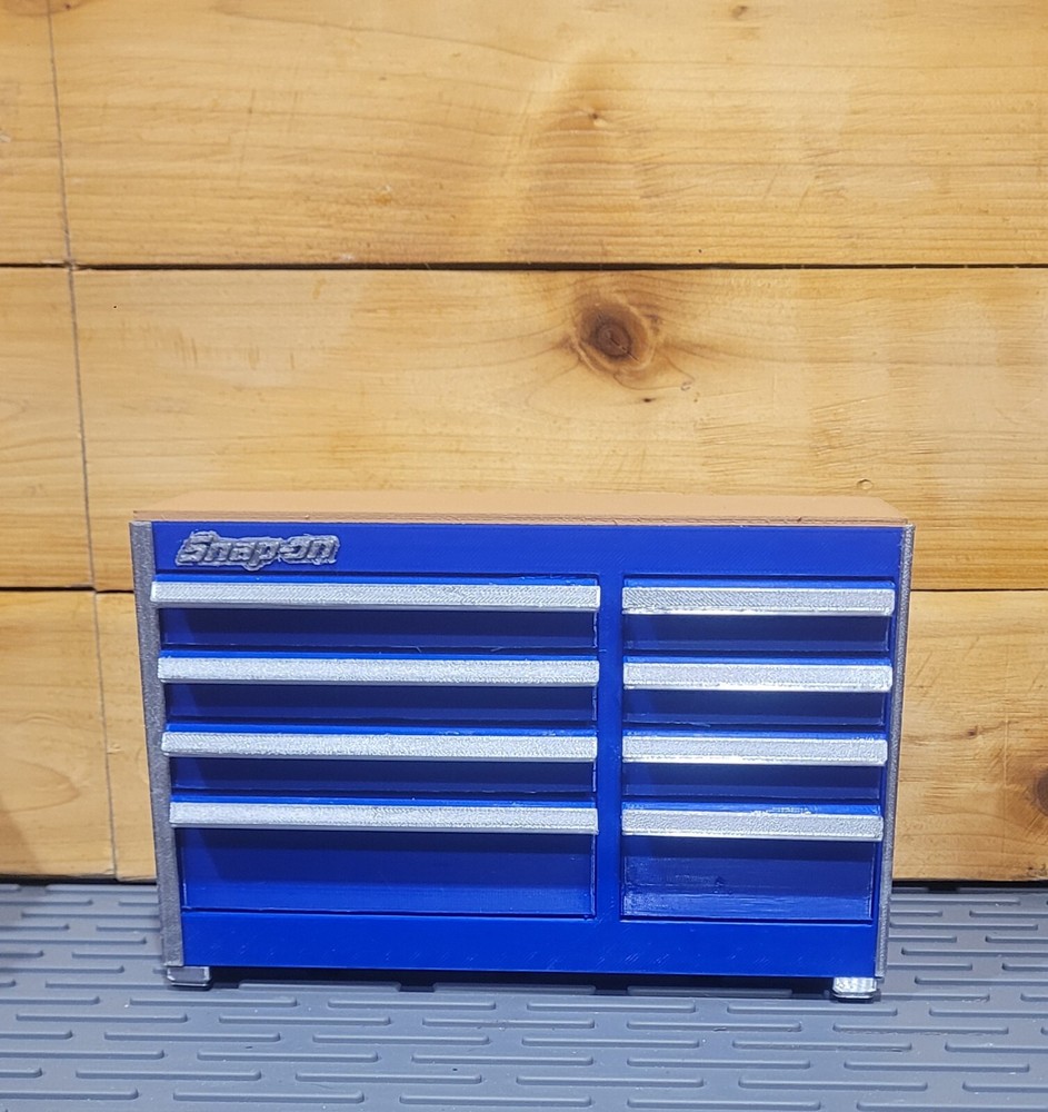 Novelty Mini Toolbox "Snap On"