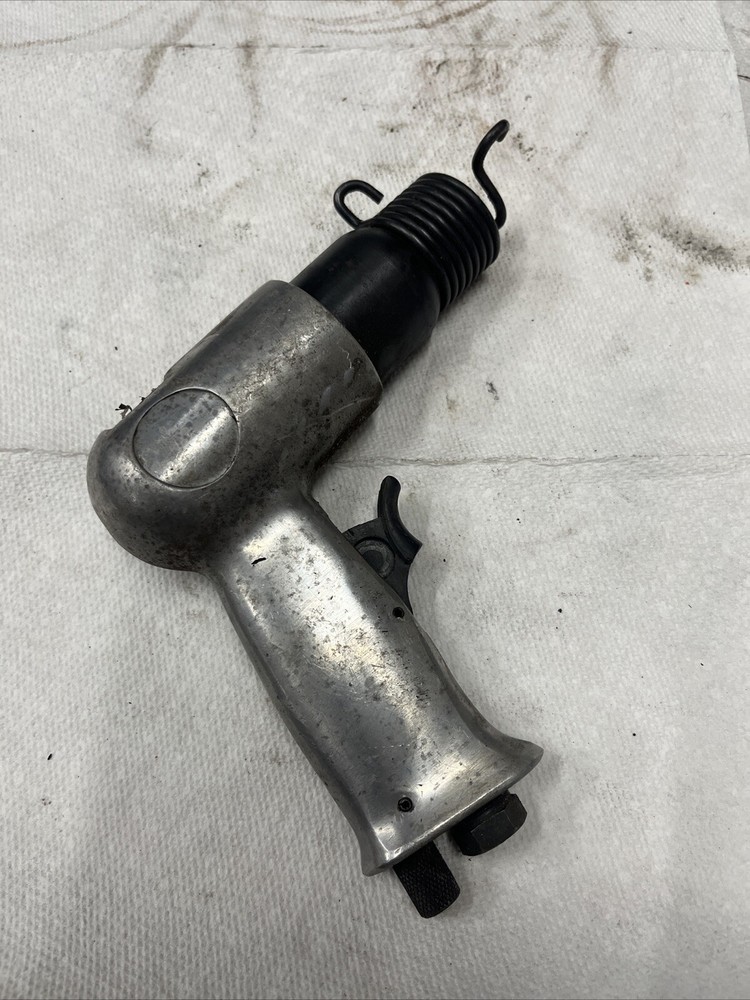 Central Pneumatic #32940 Air Impact Hammer Chisel