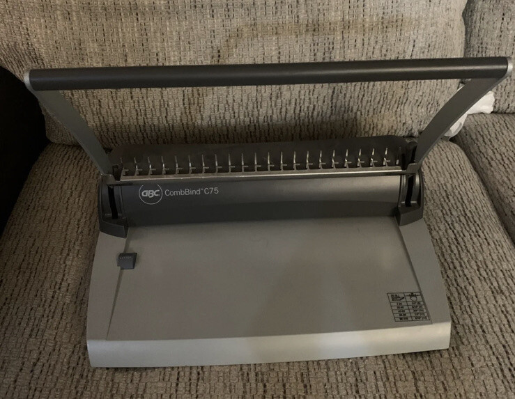 GBC  COMBBIND C75  DESKTOP MANUAL BINDING SYSTEM Assembly 7704231