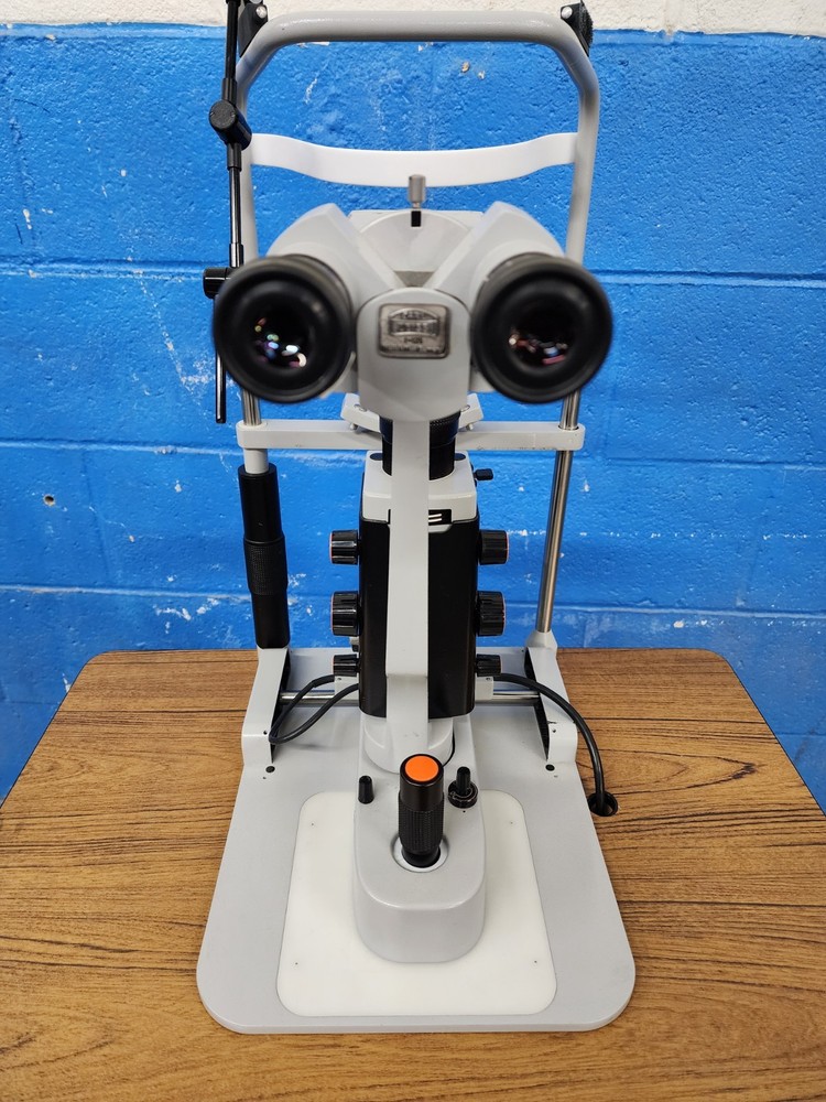 Zeiss 30 SL-M Slit Microscope with Powered Table
