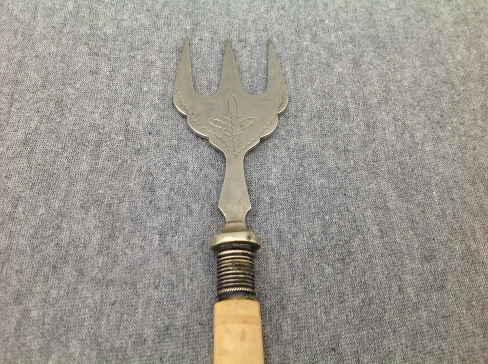 JGG & S Serving Fork