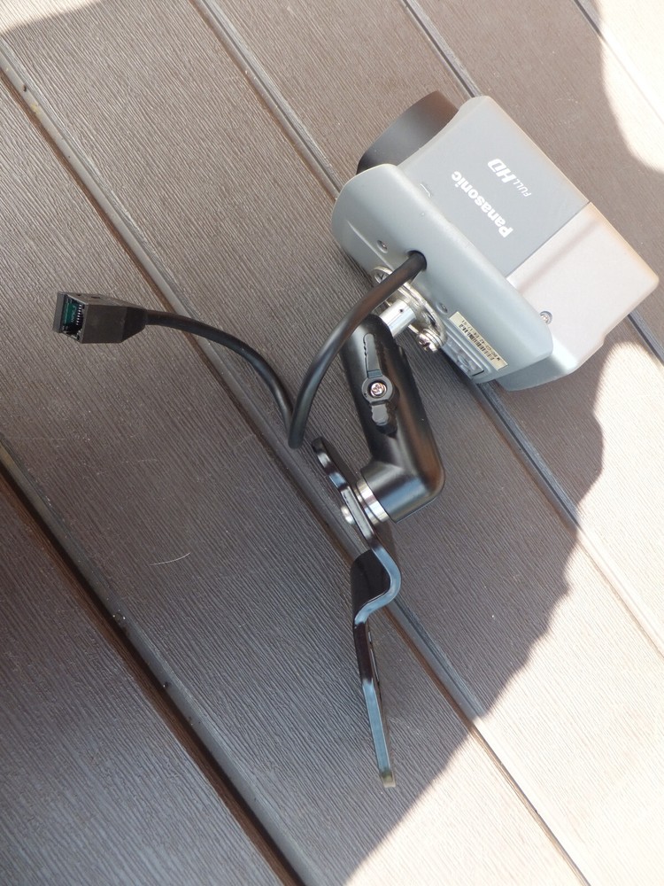 2 Panasonic Network Camera WV-VC30 Full HD With Mounting Adjustable Hardware