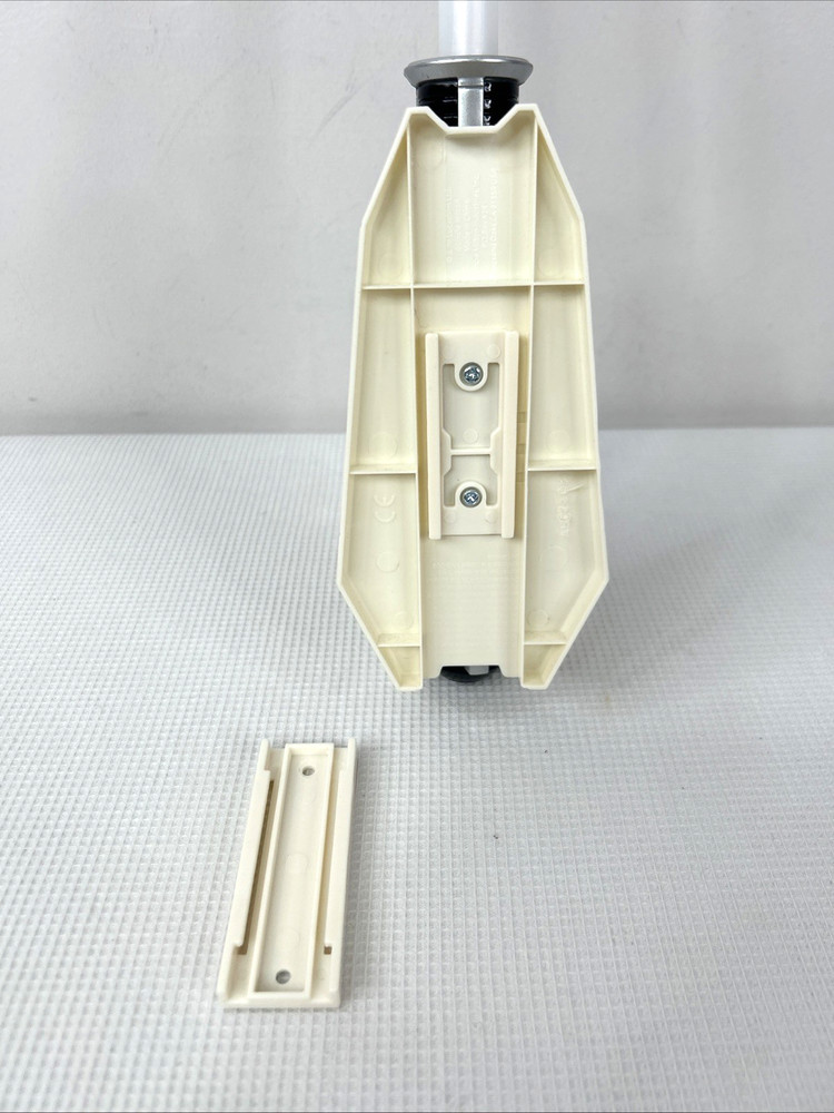 Lightsaber Wall Mount Light Saber Display Works Includes Wall Mount GUC