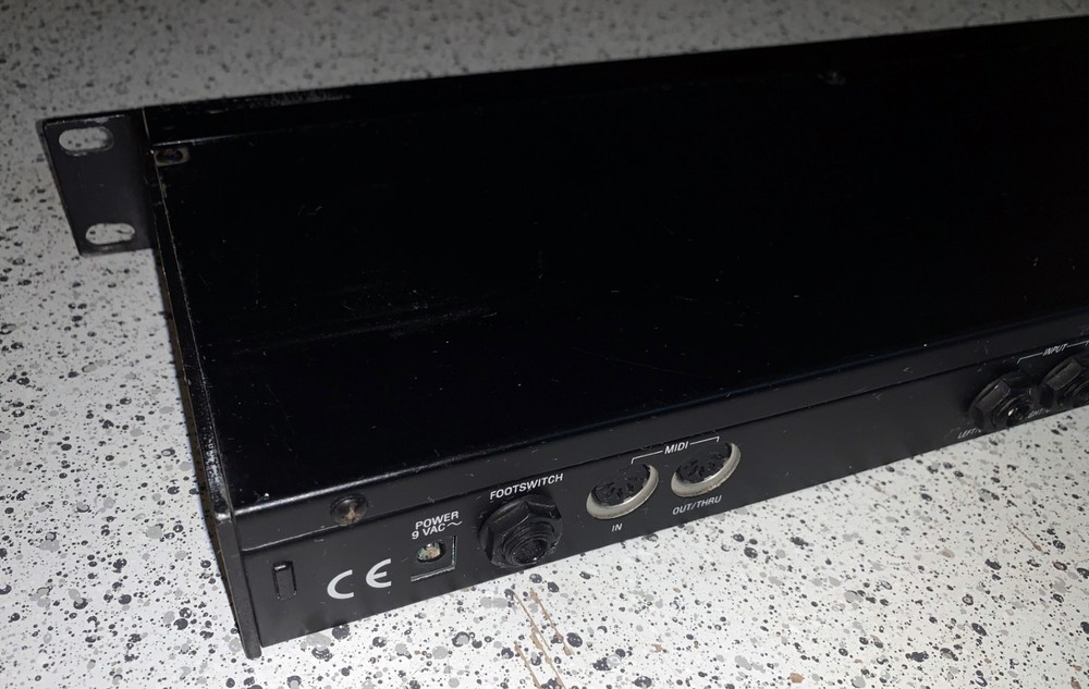 Alesis Midiverb 4 / Dual-Channel Multi-Effects FX Parallel Processor / No Power