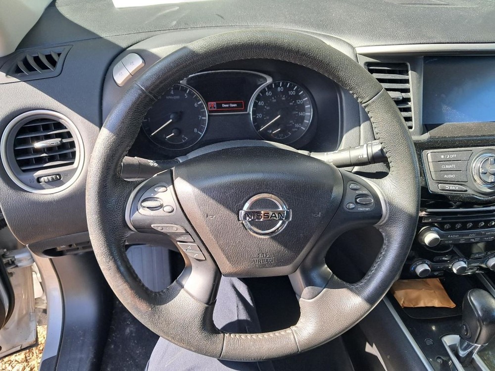 PATHFINDR 2018 Glove Box 4811591