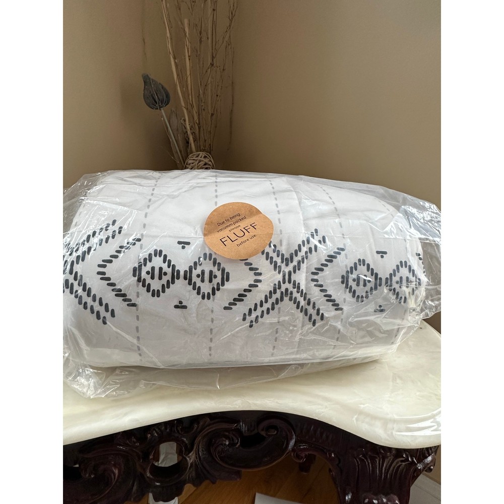 Patterned Down-Alternative Comforter Set