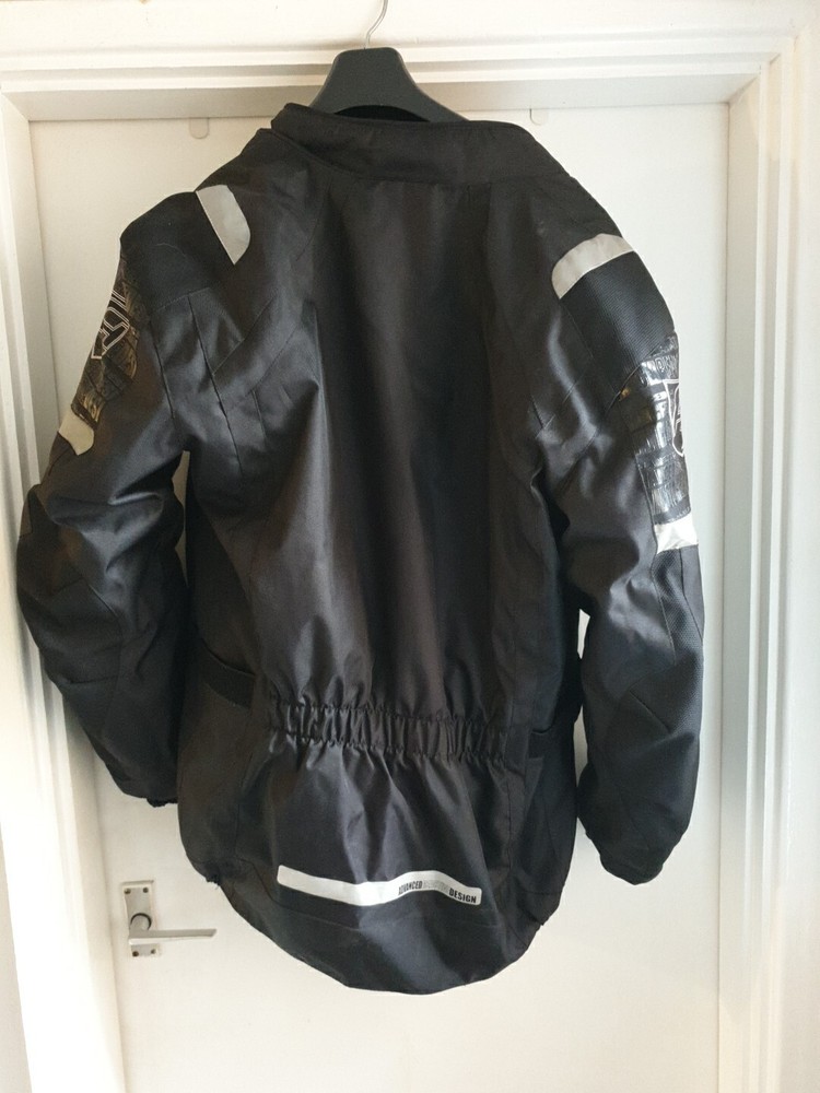 AKITO STREET JACKET SIZE XXL