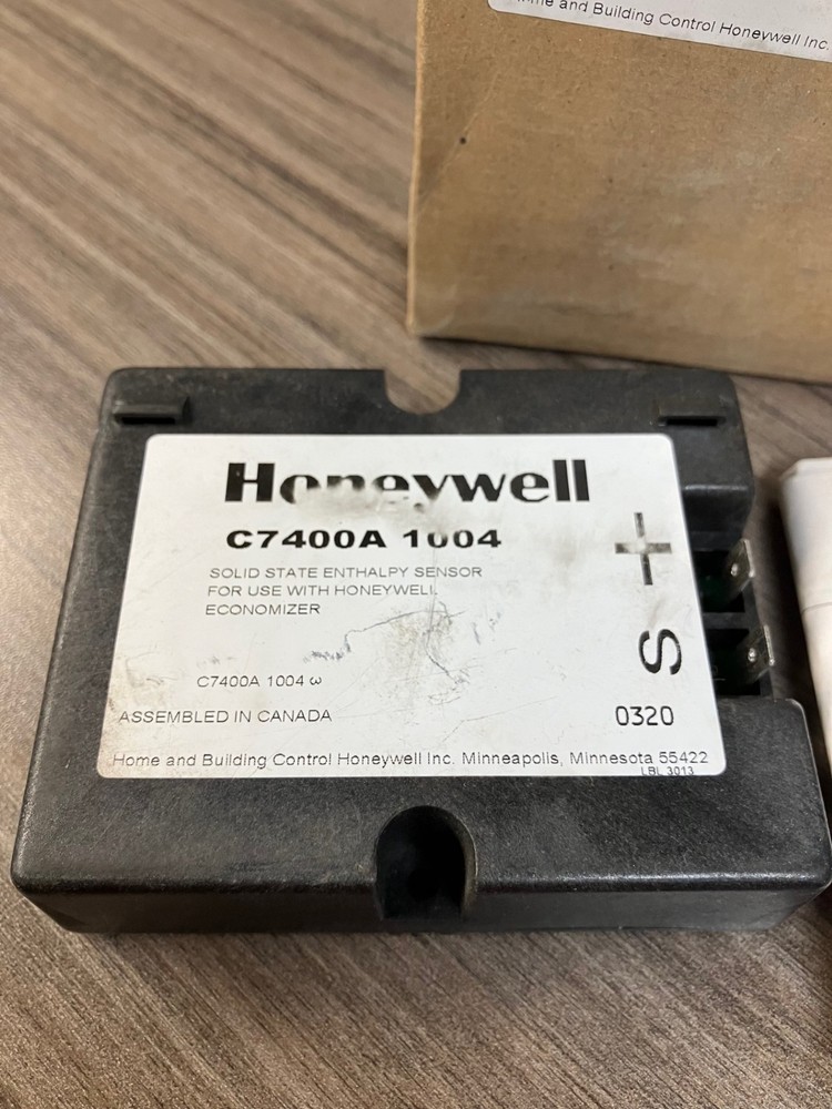 Honeywell C7400A 1004 Solid State Enthalpy Sensor