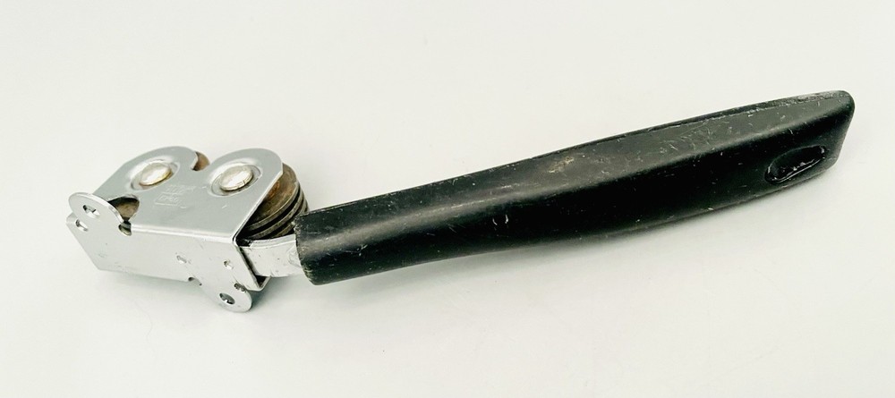 MCM Ekco Chrome Plated Pull Through Knife Sharpener 6.5” Retro Gadget Vintage