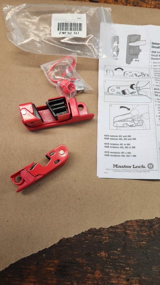 MasterLock 2CJK2 Circuit Breaker Lockout New Open Box