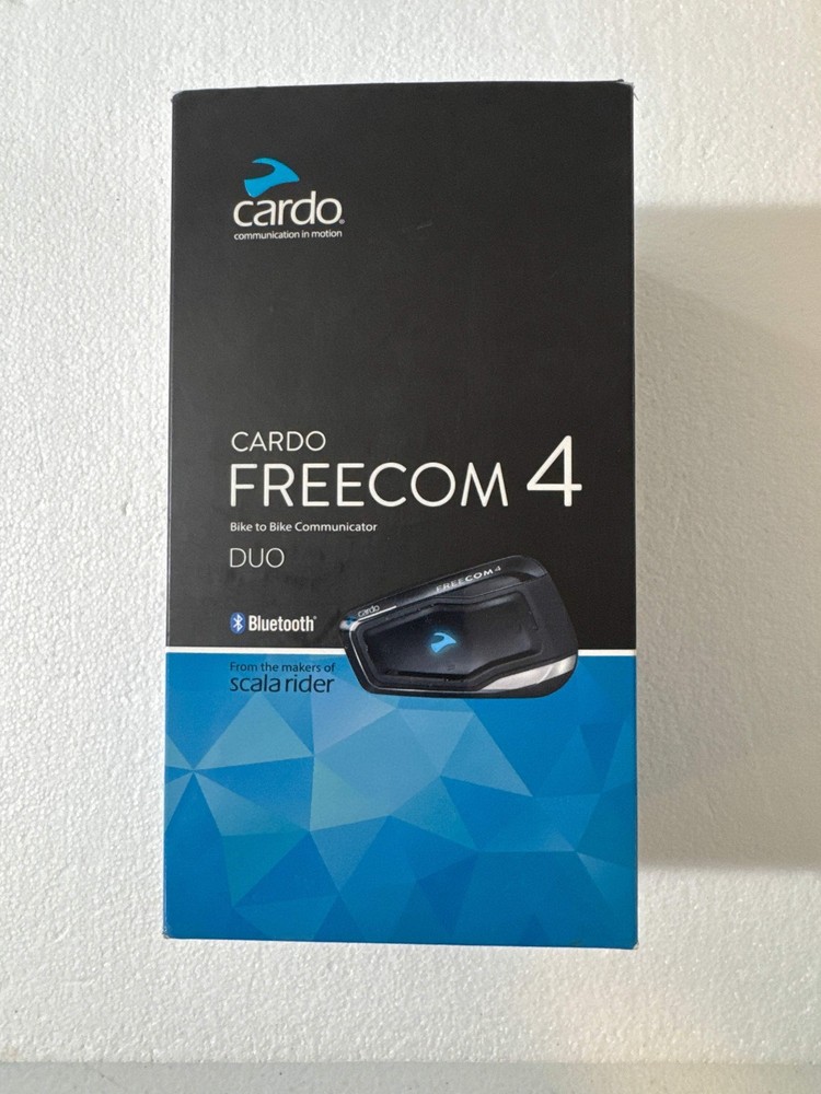 CARDO FREECOM 4 Duo Bluetooth Intercom Headset for Riders (2 units) - NEW