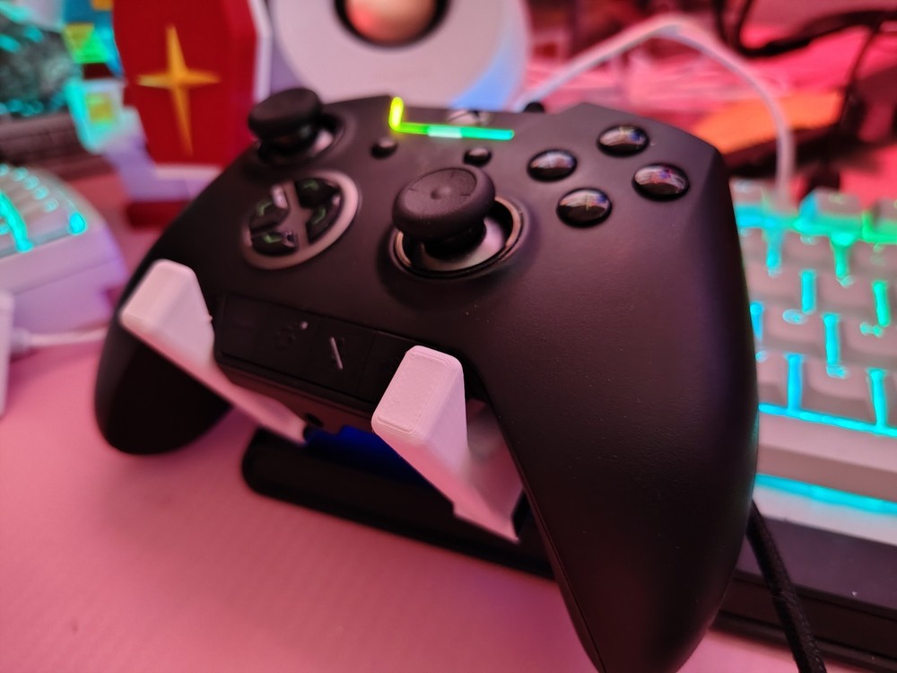 (4) Four Pack Xbox Controller Mount Wall