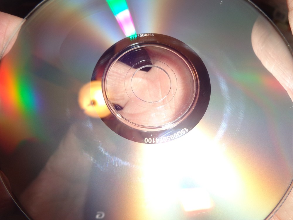 Asus dvd suite discd094 in a slim case