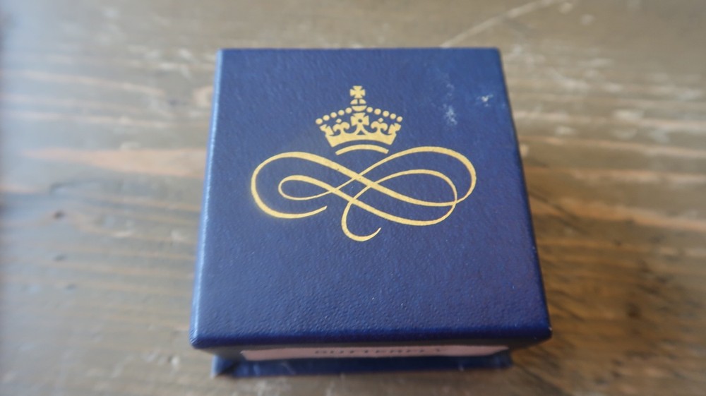Royal Winchester Butterfly Thimble