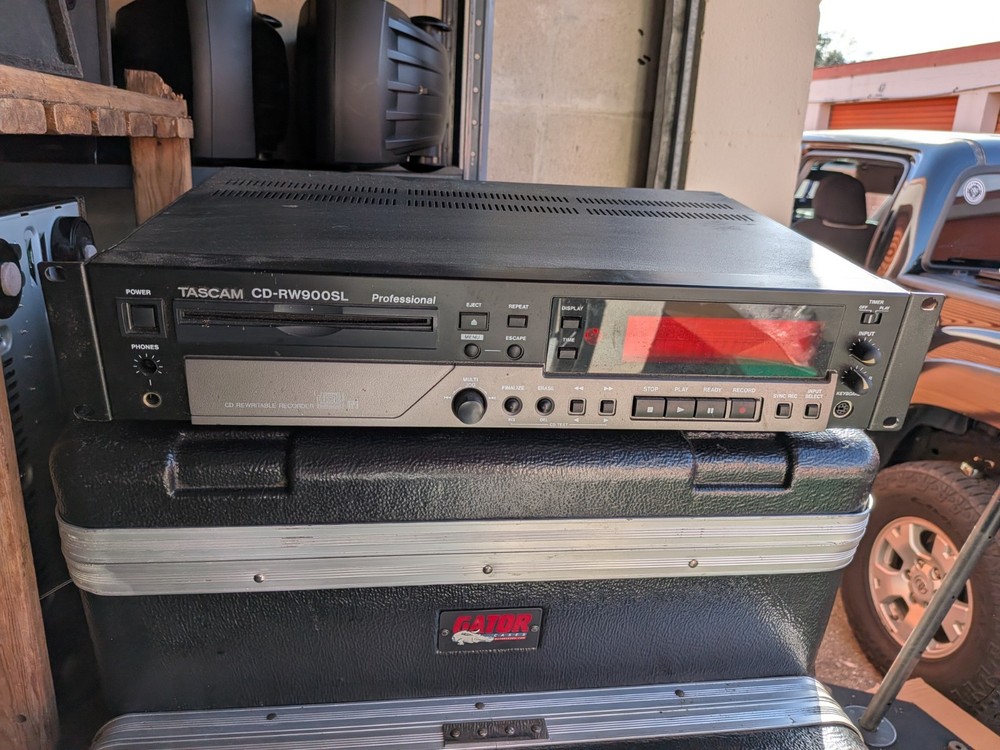 Tascam CD-RW900SL Professional CD Rewritable Recorder
