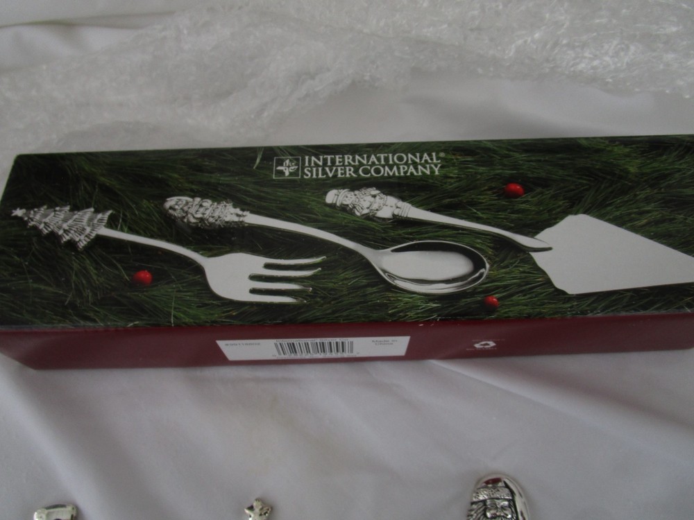 CHRISTMAS 3 PIECE SERVING SET~[ International Silver Company]~CLEAN!!!!