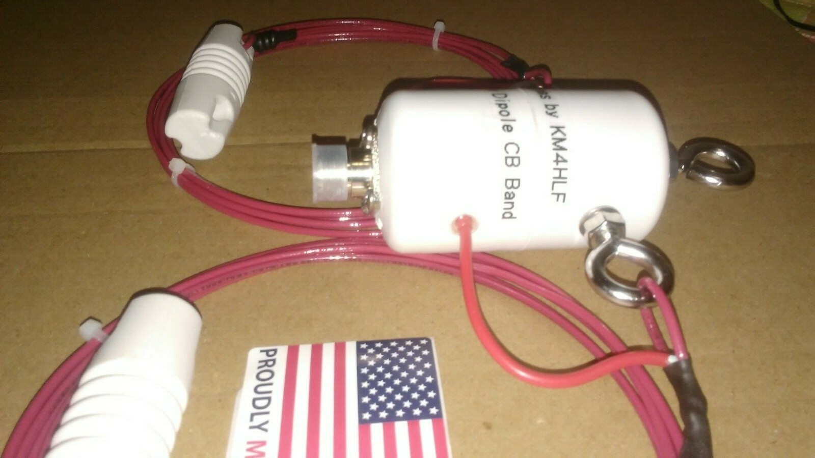 HALF-WAVE DIPOLE ANTENNA FOR THE CB BAND (11 METERS) BASE STATION