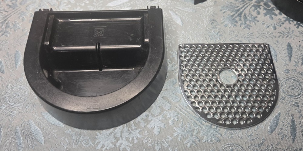 Nespresso Citiz & Milk My Machine Type 122