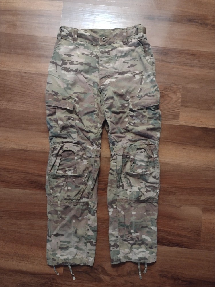 Army combat pants flame resitant medium regular