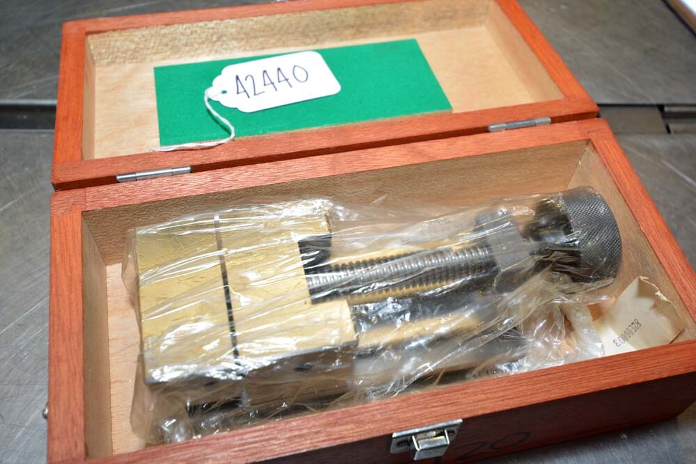 Japan Automatic Machine Co. Precision Vise (Inv.42440)