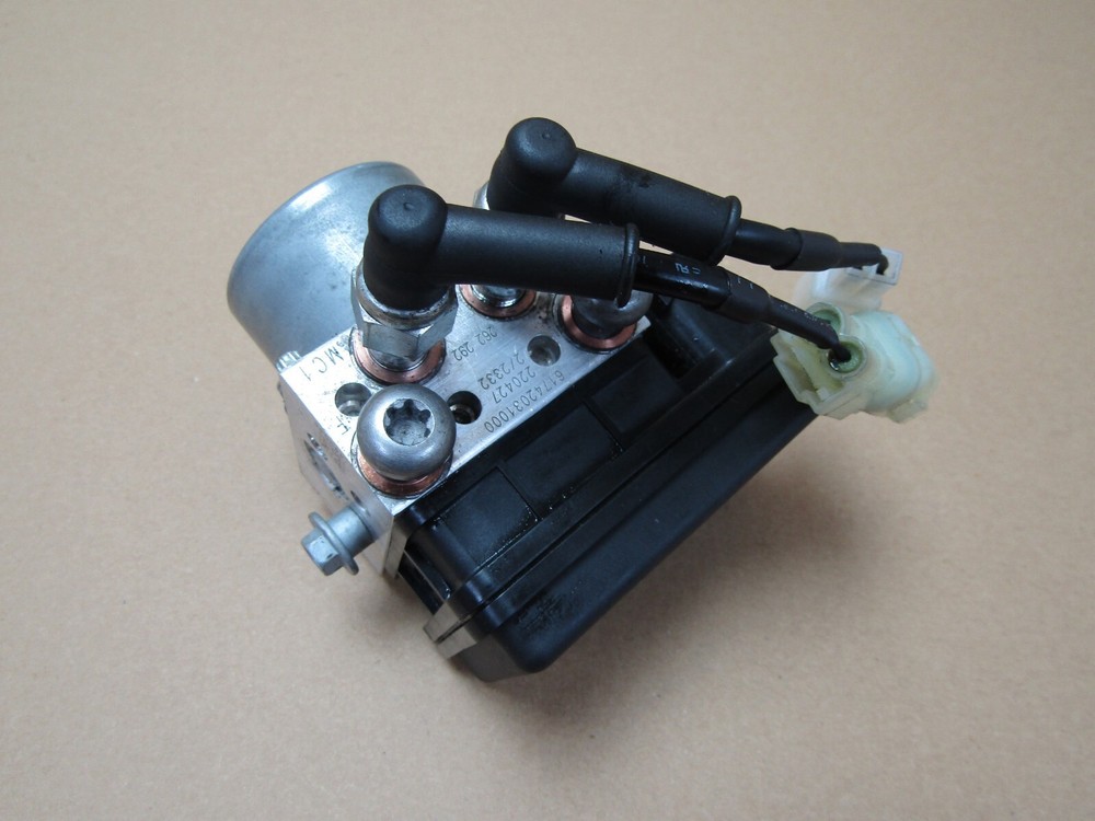 KTM 890 Duke GP 2022 ABS pump control unit module (12509)