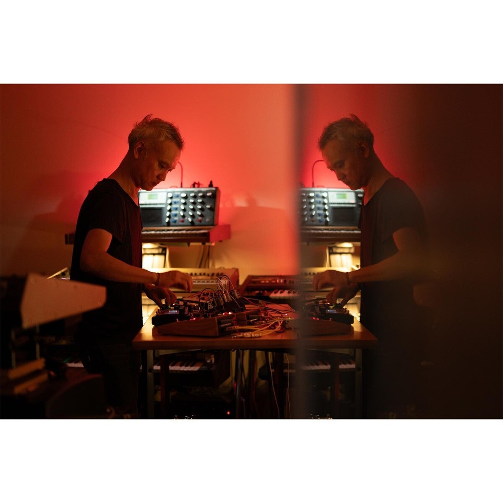 Moog Labyrinth Parallel Generative Analog Synthesizer