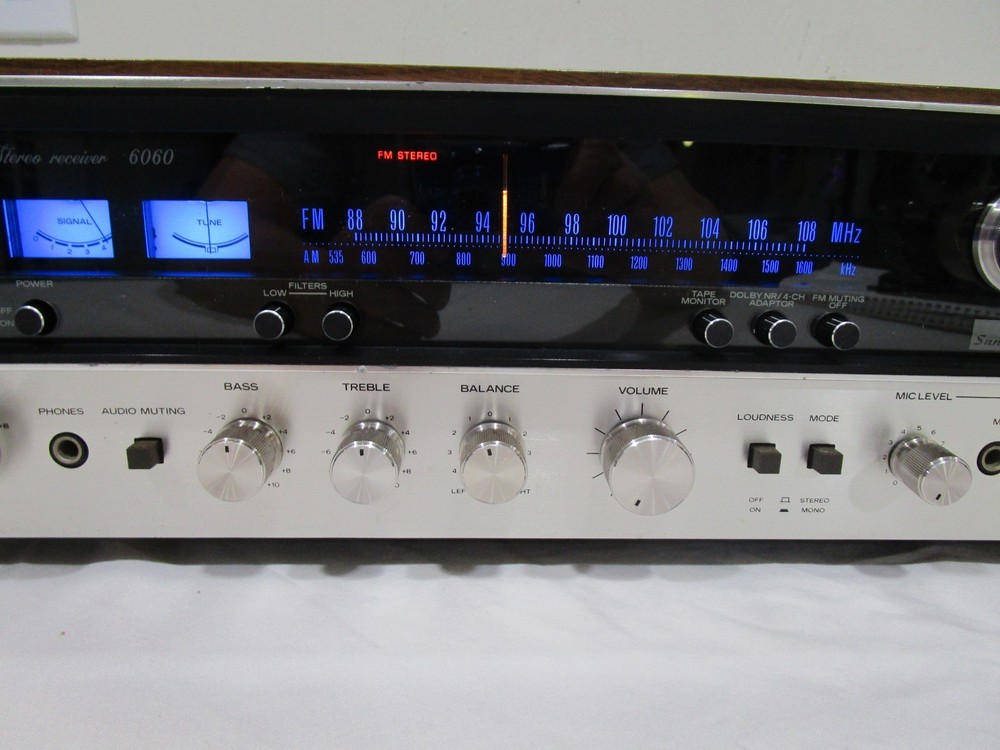 Nice Sansui 6060 Stereo Receiver w/ LED Upgraded Lamps ------------------- Cool!