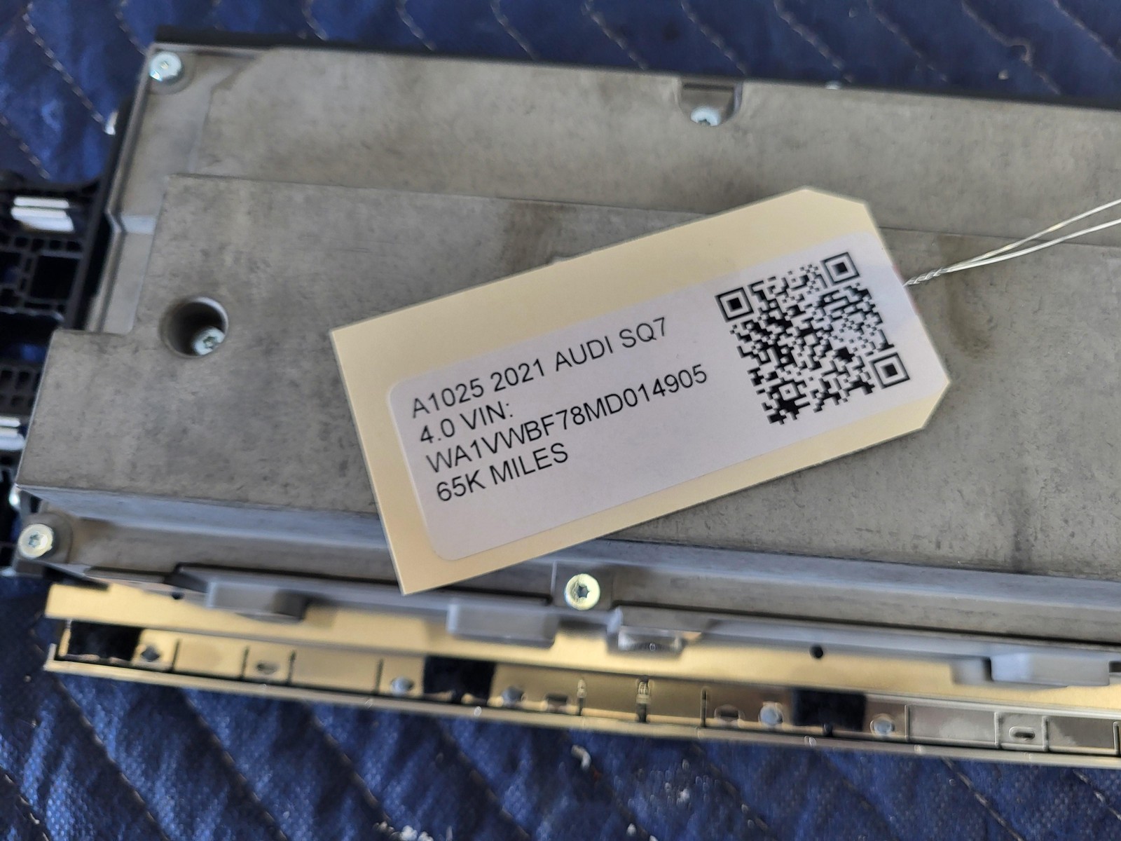 Used Oem Audi Dash Audio Radio Display Screen for 2021 SQ7 10.1"