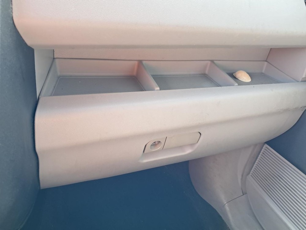 PILOT     2009 Glove Box 4791309