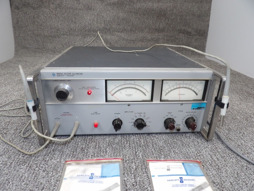 Hewlett-Packard 8405A Vector Voltmeter With Accessories & Probes