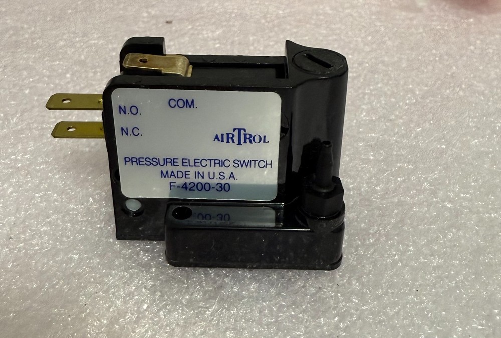 AirTrol F-4200-30 Pressure Switch