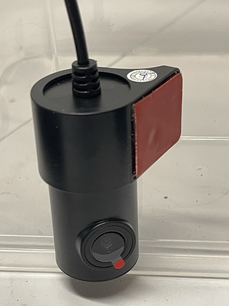 rear-facing dash camera,