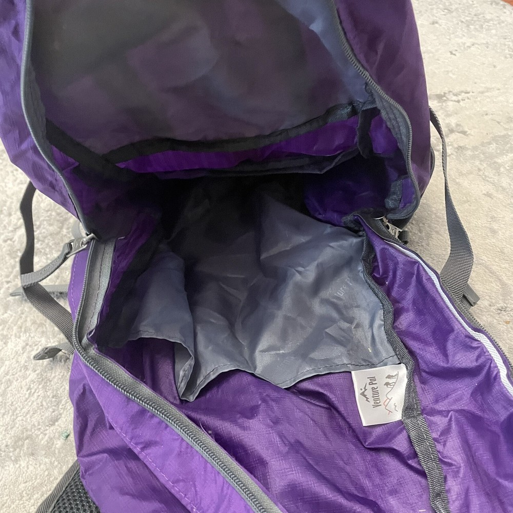 Venture Pal Field Operation 35L Lightweight Packable Compact Travel Backpack