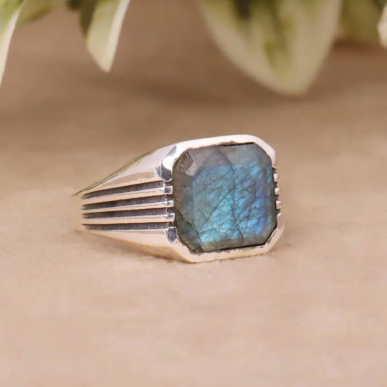 Solid 925 Sterling Silver Signet with Blue Labradorite Gemstone Handmade Ring
