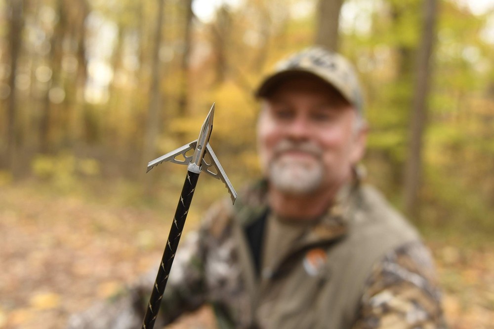 RAGERage Shock Collars Hypodermic Trypan 100g Black