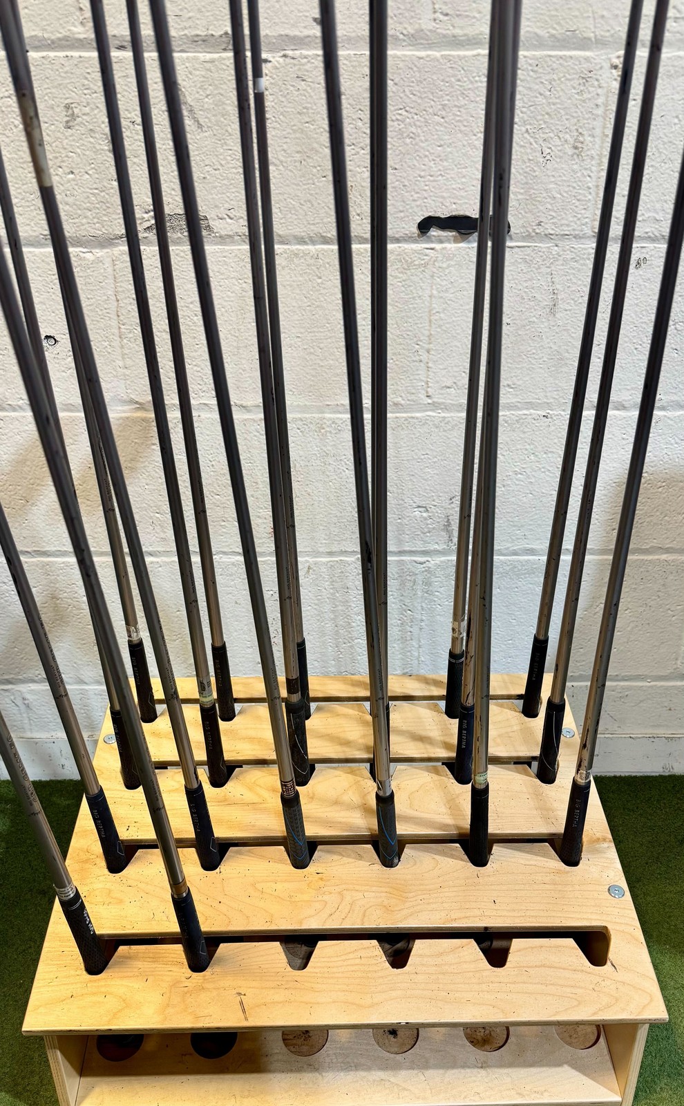 Wholesale Lot of 40 Golf Clubs - Callaway Woods - Right-Handed - Ladies Flex