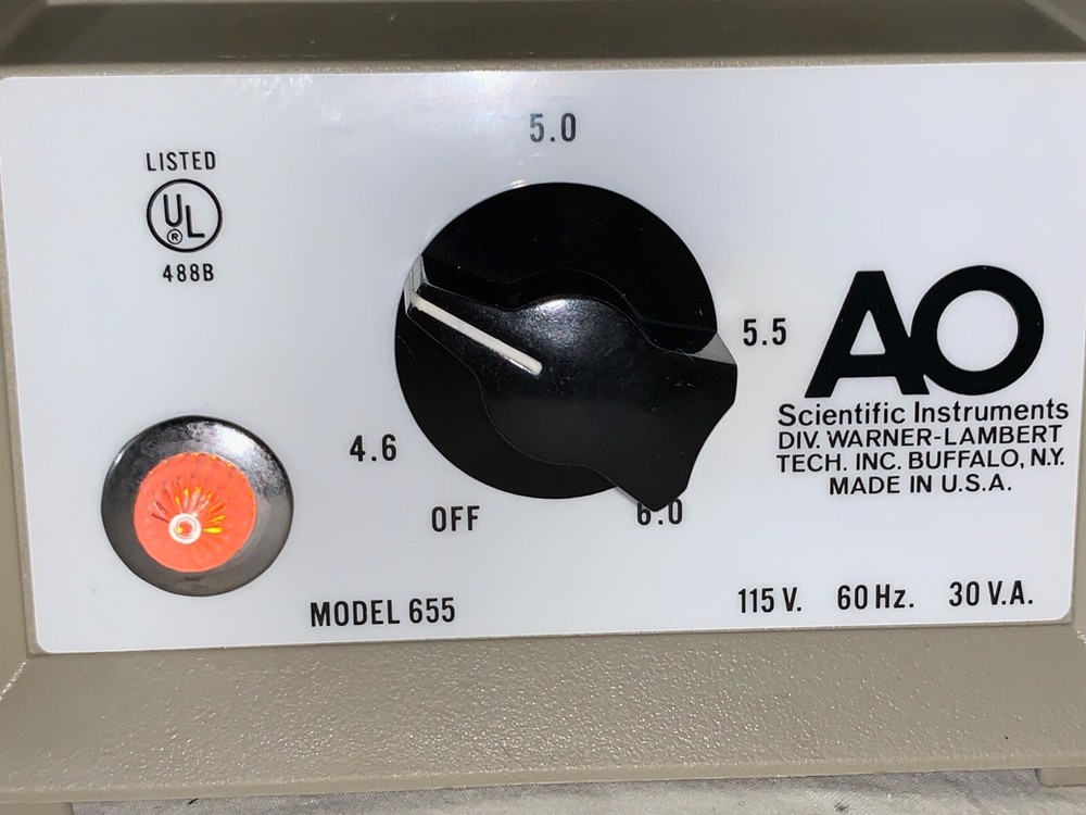 AO Scientific Instruments microscope Light Source model: 655