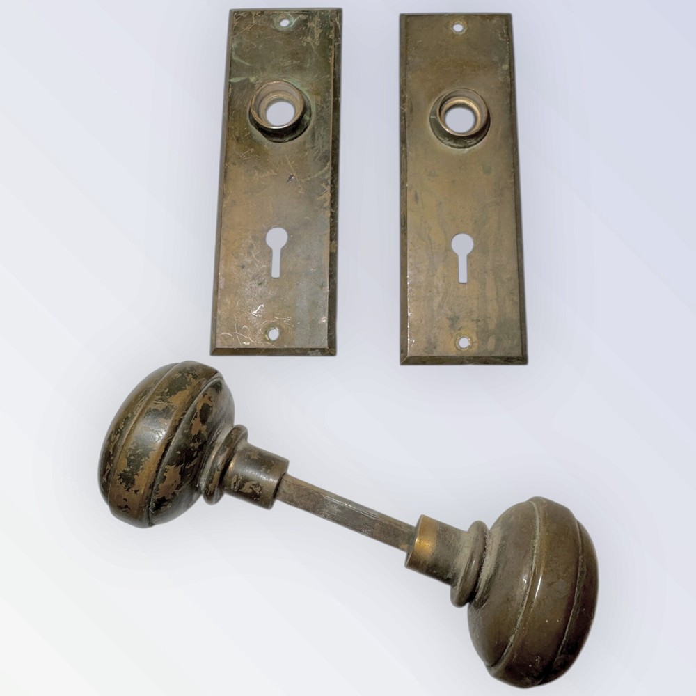 Antique Set Heavy Bulky Cast Brass Bronze Door Knobs & Escutcheons Back Plates