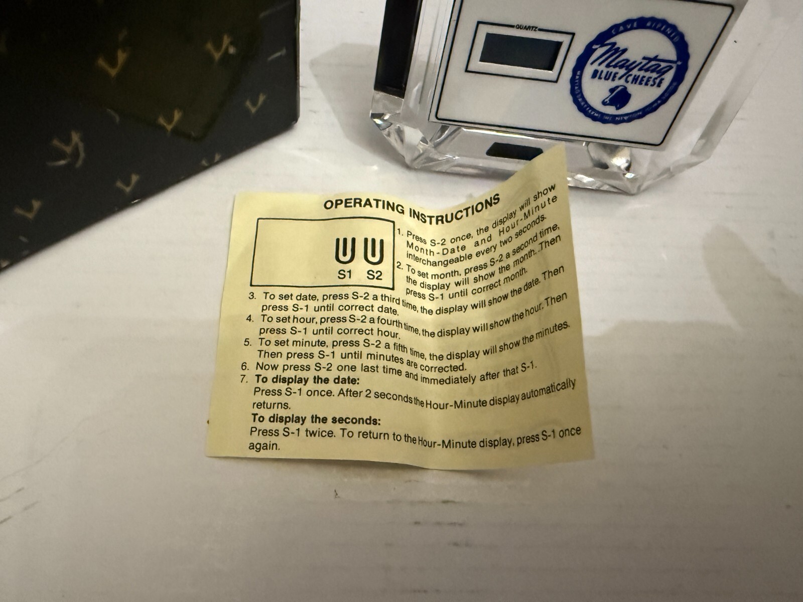 Vintage Maytag Blue Cheese Acrylic Clock Maytag Dairy Farms Newton Iowa