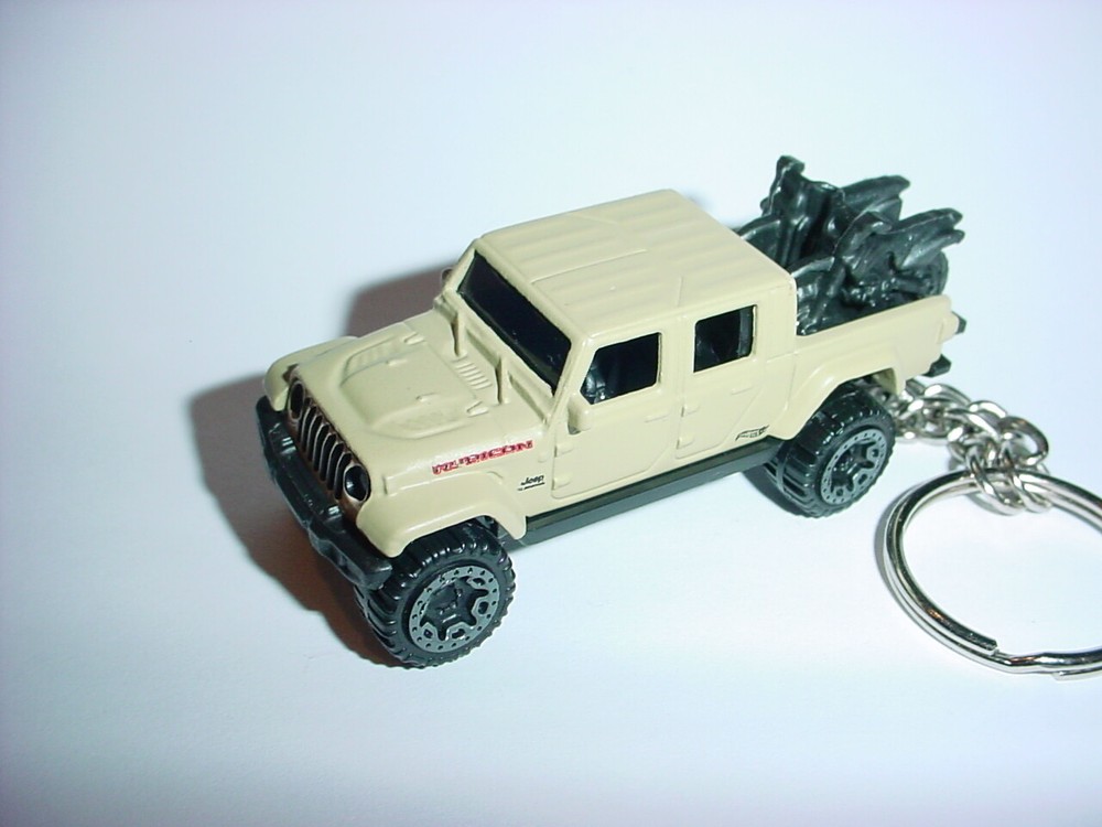 COMPATIBLE WITH TAN JEEP GLADIATOR RUBICON CUSTOM KEYCHAIN keyring key matchbox