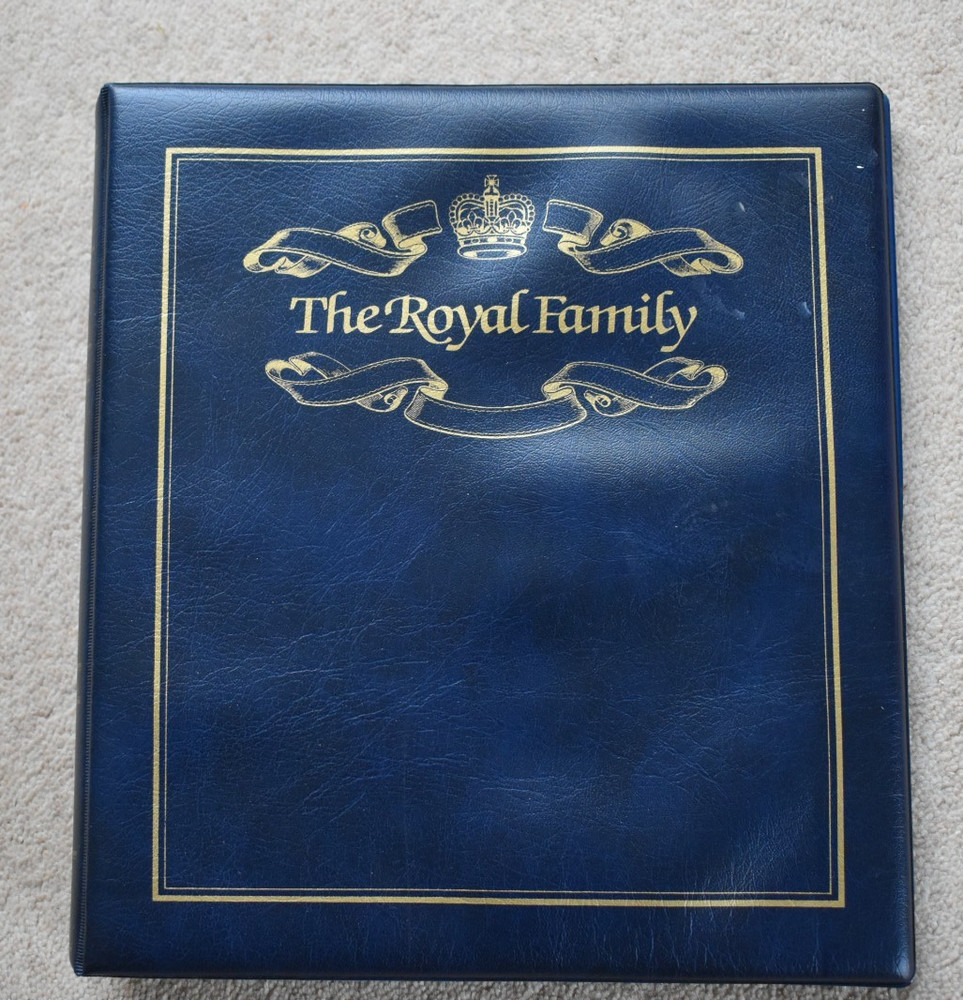 The Royal Family, Benson's Stamp Album, Blue, 3 Rings, Empty