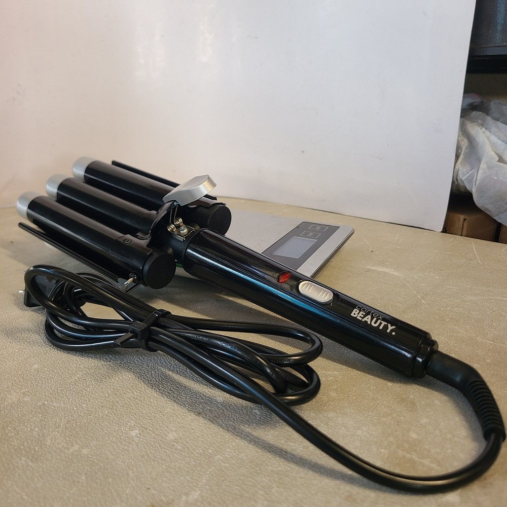 Cortex Beauty CERAMIC Treble Maker 3- Barrel Waver Excellent Condition