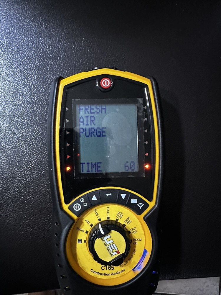 UEI TEST INSTRUMENTS C165 COMBUSTION ANALYZER KIT